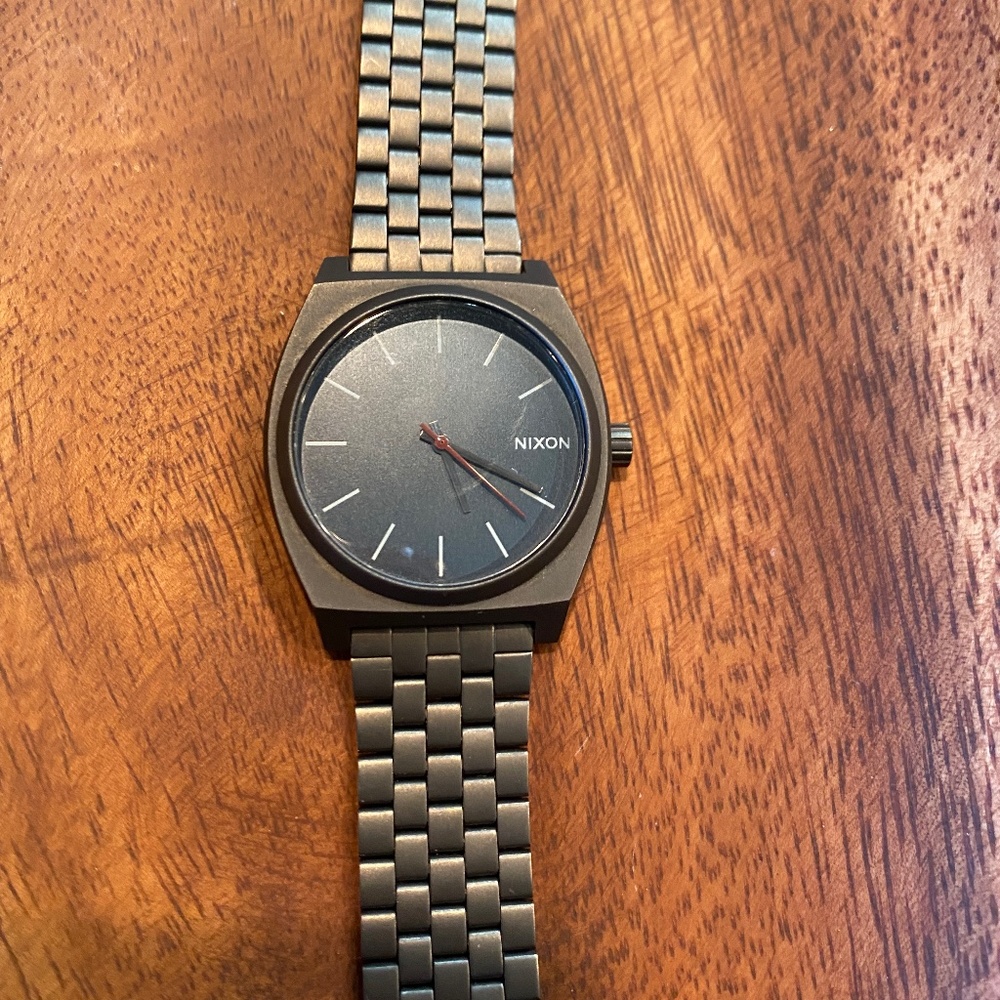 Gray Men's Nixon "The Time Teller" Watch